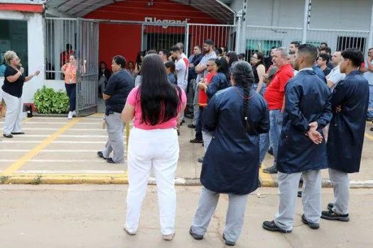 Diadema se reúne com trabalhadores do Grupo Legrand