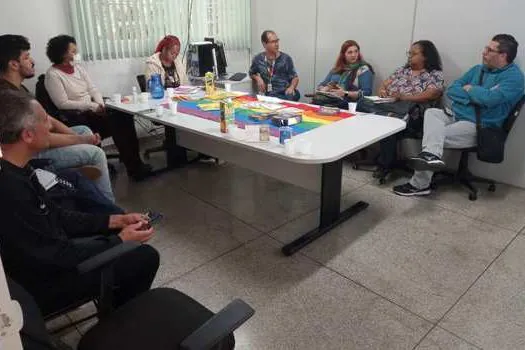 Diadema cria GT para aprimorar políticas da população LGBT