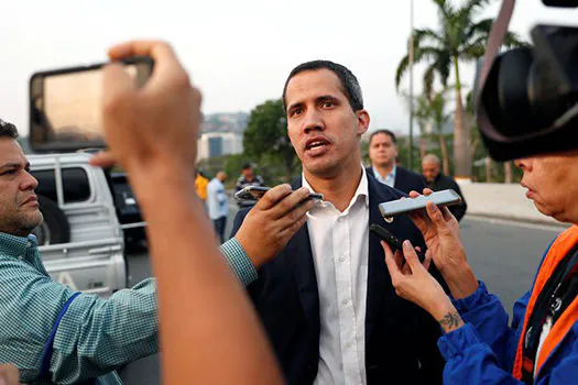 Guaidó pede manifestação pacífica neste sábado na Venezuela