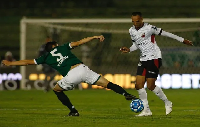 Guarani marca de pênalti