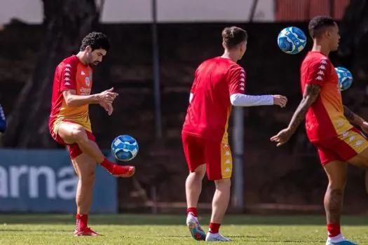 Dupla volta às atividades e Guarani fará treino aberto na véspera de clássico