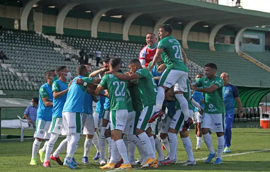 Guarani faz 3 gols no primeiro tempo e vence Operário-PR em Campinas