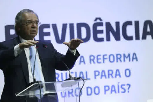 Guedes diz que renuncia se reforma da Previdência virar ‘reforminha’