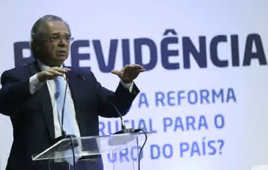 Guedes diz que renuncia se reforma da Previdência virar ‘reforminha’