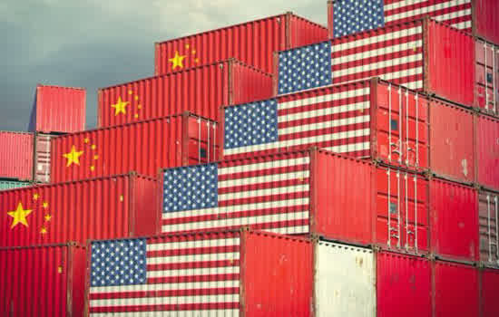 Estados Unidos e China impõem novas tarifas comerciais a partir deste domingo_x000D_