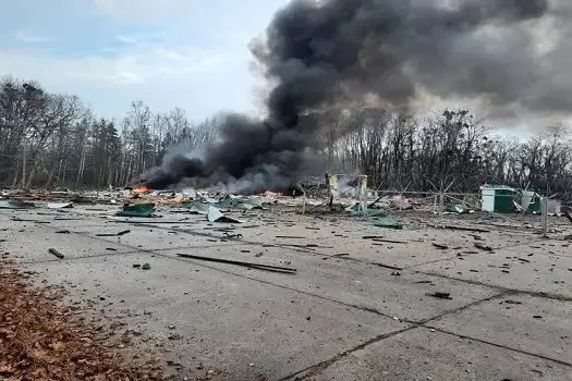 Sem avanço por Terra, Rússia amplia ataques a distância e atinge mais civis