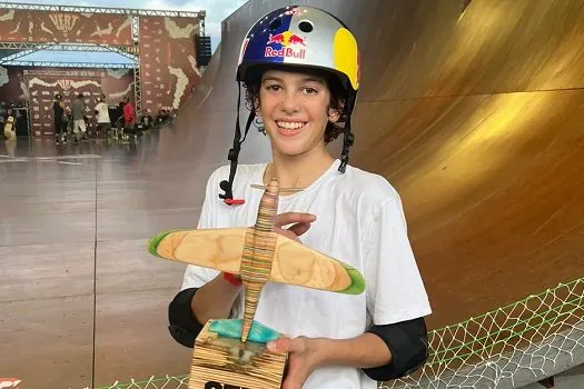 Gui Khury se torna o campeão brasileiro no skate vertical mais jovem da história