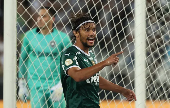 Palmeiras amplia vantagem no Brasileirão e chega a 98% de chance de título