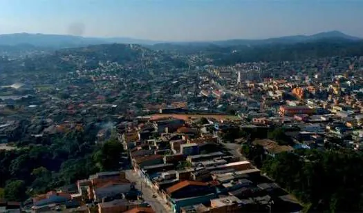 Ribeirão Pires regulariza 227 propriedade no Jardim Serrano