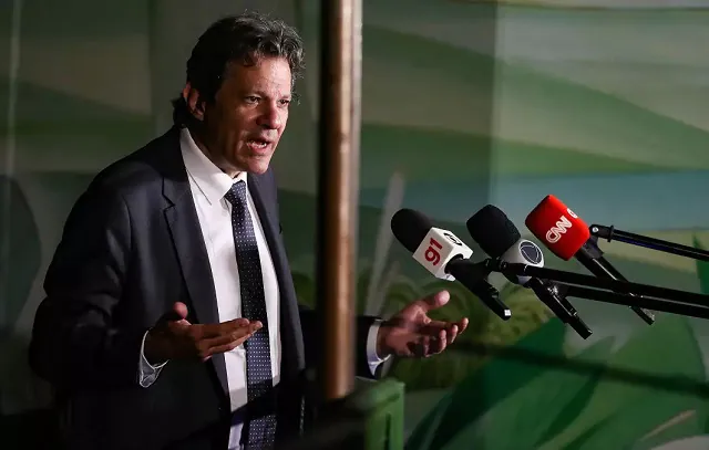 Haddad confirma reunião com Guedes e diz que encontro foi ‘excelente’