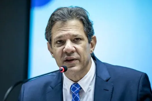 Haddad está reunido com economistas em SP, após anúncio de medidas fiscais