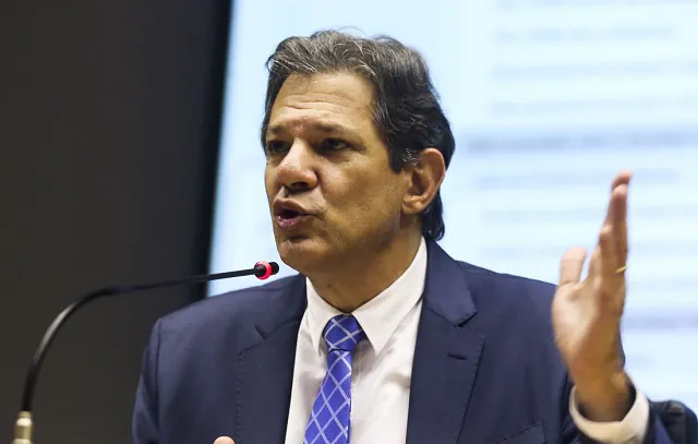 Haddad diz que IPI será rediscutido na reforma tributária