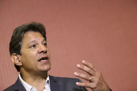 Sem explicar financiamento, Haddad promete Bilhete Único Metropolitano