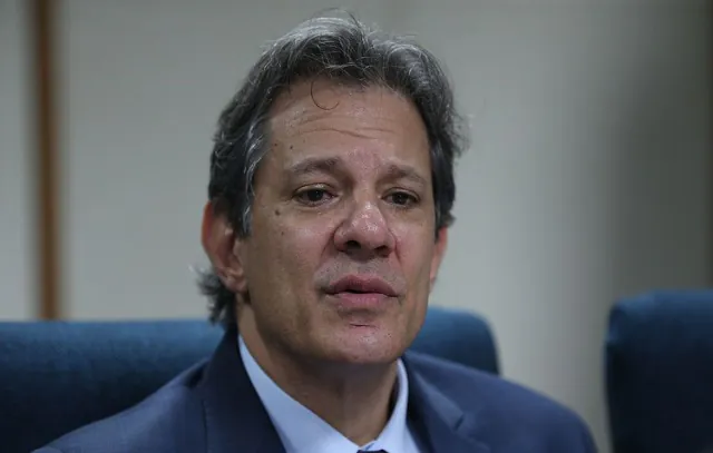 Haddad busca apoio americano para solução da crise da Argentina