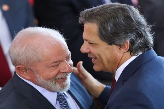 Proposta de reforma do IR está agora com o presidente Lula, diz Haddad