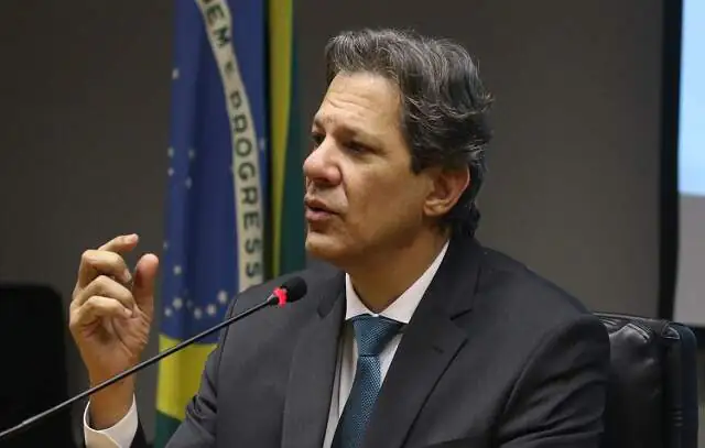 ”Governo vai propor fim dos juros sobre capital próprio”