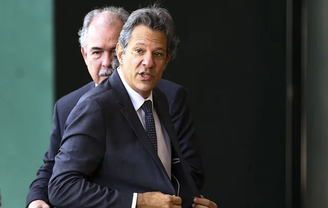 Marco fiscal e reforma tributária serão prioridades