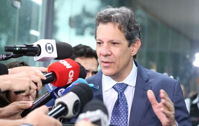 Haddad deve apresentar novo arcabouço fiscal ao Congresso na quarta (5)