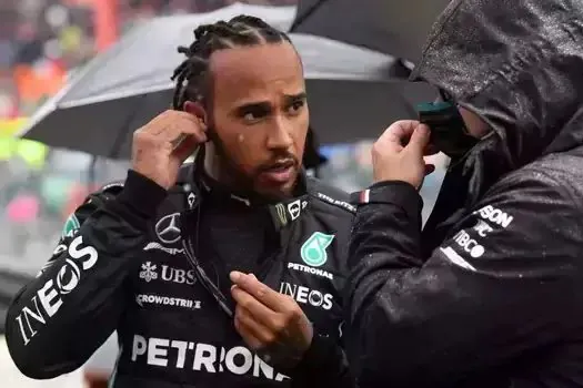 Após perda do título, Hamilton fala pela 1ª vez: “Nunca disse que deixaria F-1”