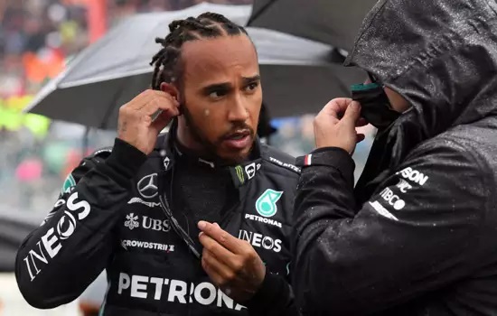 Maioria dos pilotos da Stock aposta no título de Hamilton