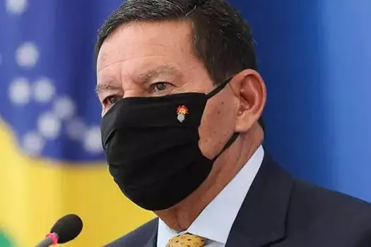 Mourão cita ‘maioria confortável’, descarta clima de impeachment e critica Moraes