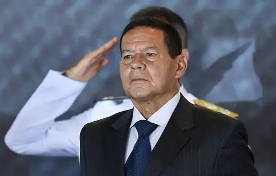 Mourão diz considerar filiação a PP ou Republicanos para concorrer ao Senado