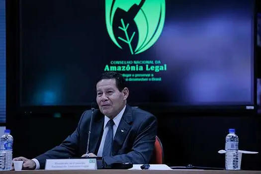 Mourão reclama novamente de medidas protecionistas contra o Brasil durante a crise