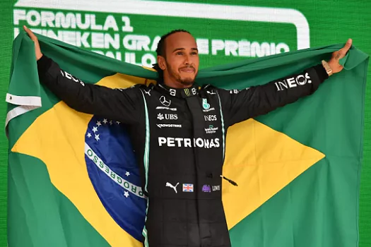 Entenda como Hamilton virou queridinho dos brasileiros antes de ofensa de Piquet