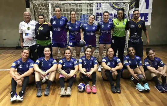 Equipe feminina de Ribeirão Pires disputa final da Liga de Handebol na próxima segunda