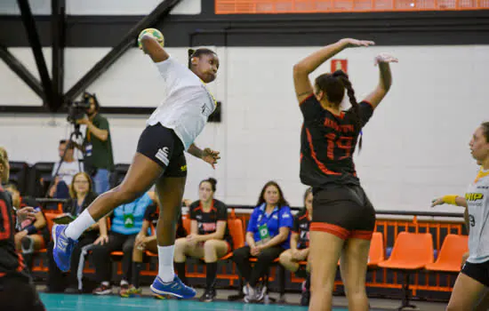 Seletiva para equipes de handebol masculina e feminina de São Bernardo