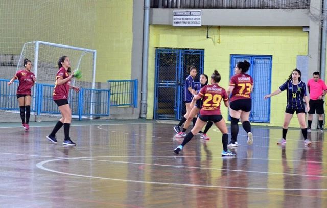 Sábado tem rodada tripla de handebol feminino em Diadema