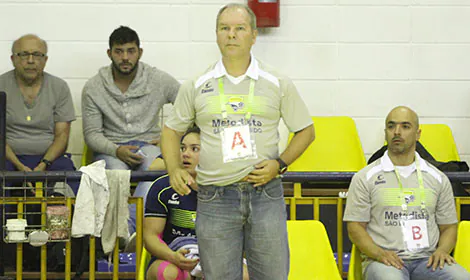 Sábado tem handebol no Baetão