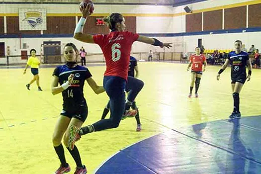 Metodista/São Bernardo, invicta, joga contra Esporte Clube Pinheiros