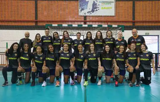 Equipe de Handebol de São Bernardo é apresentada com reforços e identidade