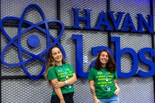 Colaboradoras do Havan Labs palestram em evento de tecnologia para mulheres