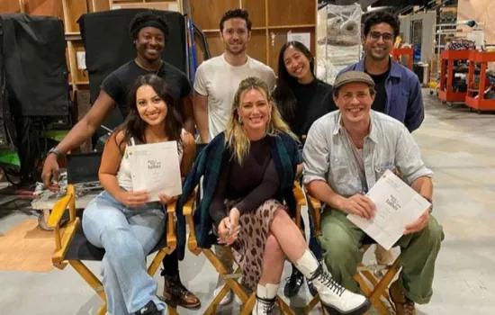 Hilary Duff divulga primeiras imagens de ‘How I Met Your Father’