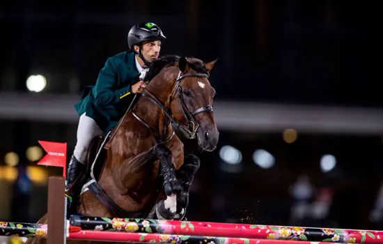 Brasil termina em 6º lugar na final dos saltos por equipes no hipismo