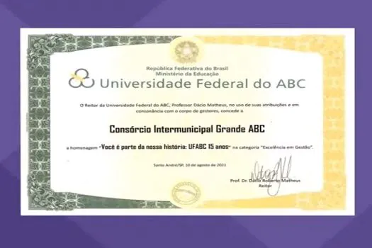 Consórcio ABC recebe homenagem por contribuição para história da UFABC