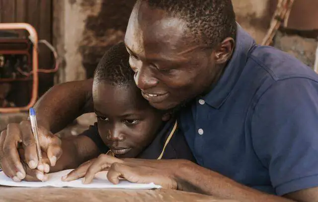 Pesquisa mostra que paternidade é desafio para homens negros