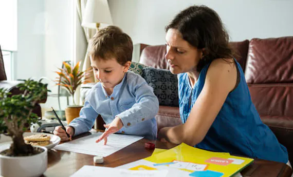 MEC apresenta novo texto pata tentar aprovar o homeschooling no Brasil