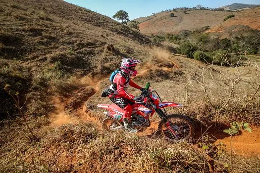 Com Bárbara Neves líder da Feminina, Enduro da Independência tem disputas em Caxambu (MG)