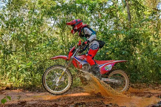 Bárbara Neves vence segundo dia do Enduro da Independência 2022 pela classe Feminina