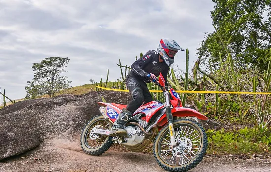 Equipe Honda Racing disputa quinta rodada do Brasileiro de Enduro em Novo Horizonte (SC)