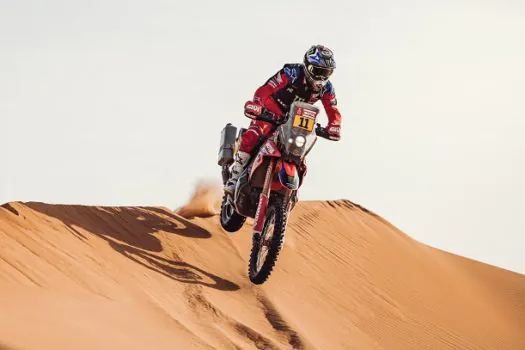 Nacho Cornejo é o mais rápido das motos na 12ª etapa do Rally Dakar 2023