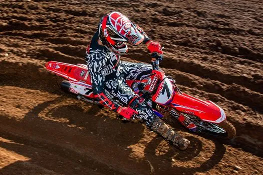 Equipe Honda Racing vence principais corridas da sexta etapa do Brasileiro de Motocross