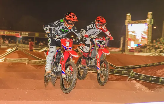 Equipe Honda Racing vai a Caraguatatuba (SP) para segunda etapa do Arena Cross