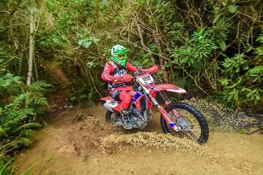 Dário Júlio e Bárbara Neves vencem em suas categoria no 1º dia do Ibitipoca Off Road 2022