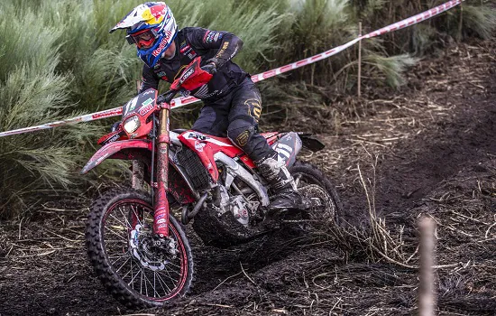 Brasileiro Bruno Crivilin acelera na Itália pela 2ª etapa do Mundial de Enduro