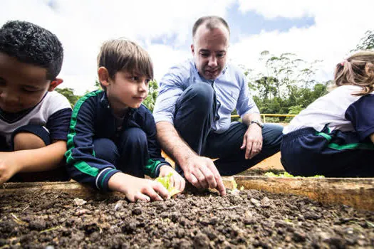 Ribeirão Pires inicia projeto “Horta na Escola” em unidade do Santa Rosa