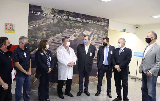 Hospital Mário Covas recebe doação de 8 mil itens para prevenção ao coronavírus